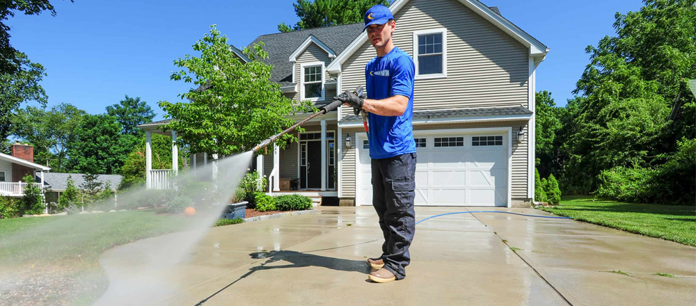 Pressure washing services in Acton, MA